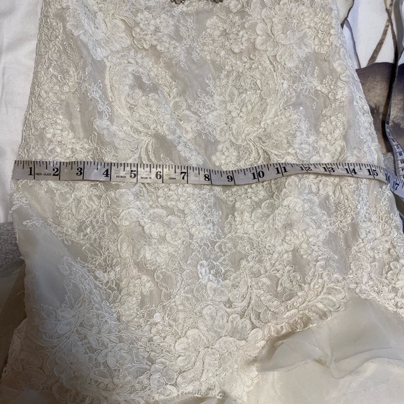 Lazaro wedding dress 3201 - Picture 6 of 6